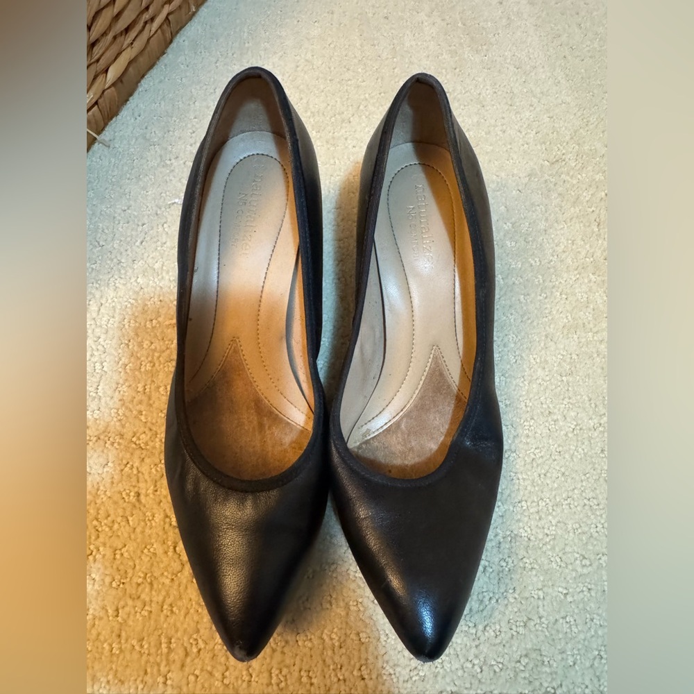 Naturalizer Black Women's Leather Pumps